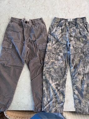 abercrombie kids Gray Solid & Gray Camo Cargo Pants